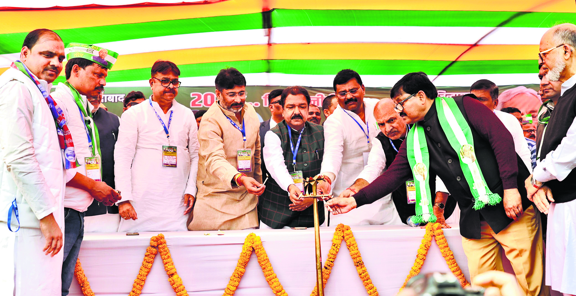 Bihar NDA: एनडीए ने 225 सीटें जीतने का लिया संकल्प, एक मंच से सभी दलों ने भरी हुंकार 3 06KIS 1 06022025 68 C681BHA112535502