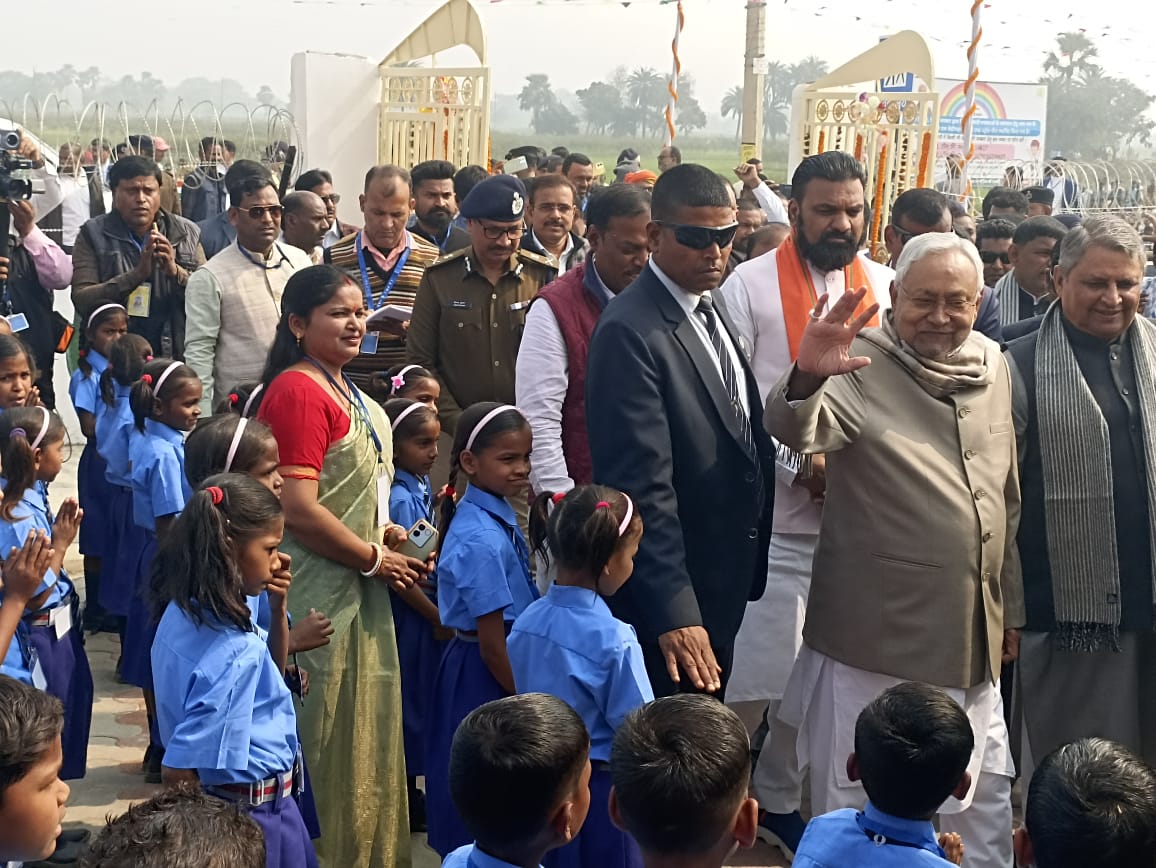 बिहार के पहले स्मार्ट विलेज का सीएम नीतीश ने किया उद्घाटन, बांका को 362 करोड़ की योजनाओं की दी सौगात 2 614378e4 d644 4cfa 8a14 1361699425ee