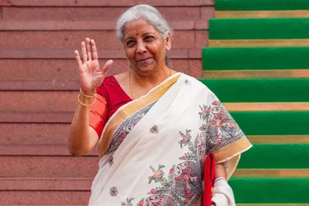 बजट के बाद वित्त मंत्री से मिले संजय झा, इस चीज के लिए निर्मला सीतारमण को बोला थैंक्यू मैडम 2 Untitled design 83 1