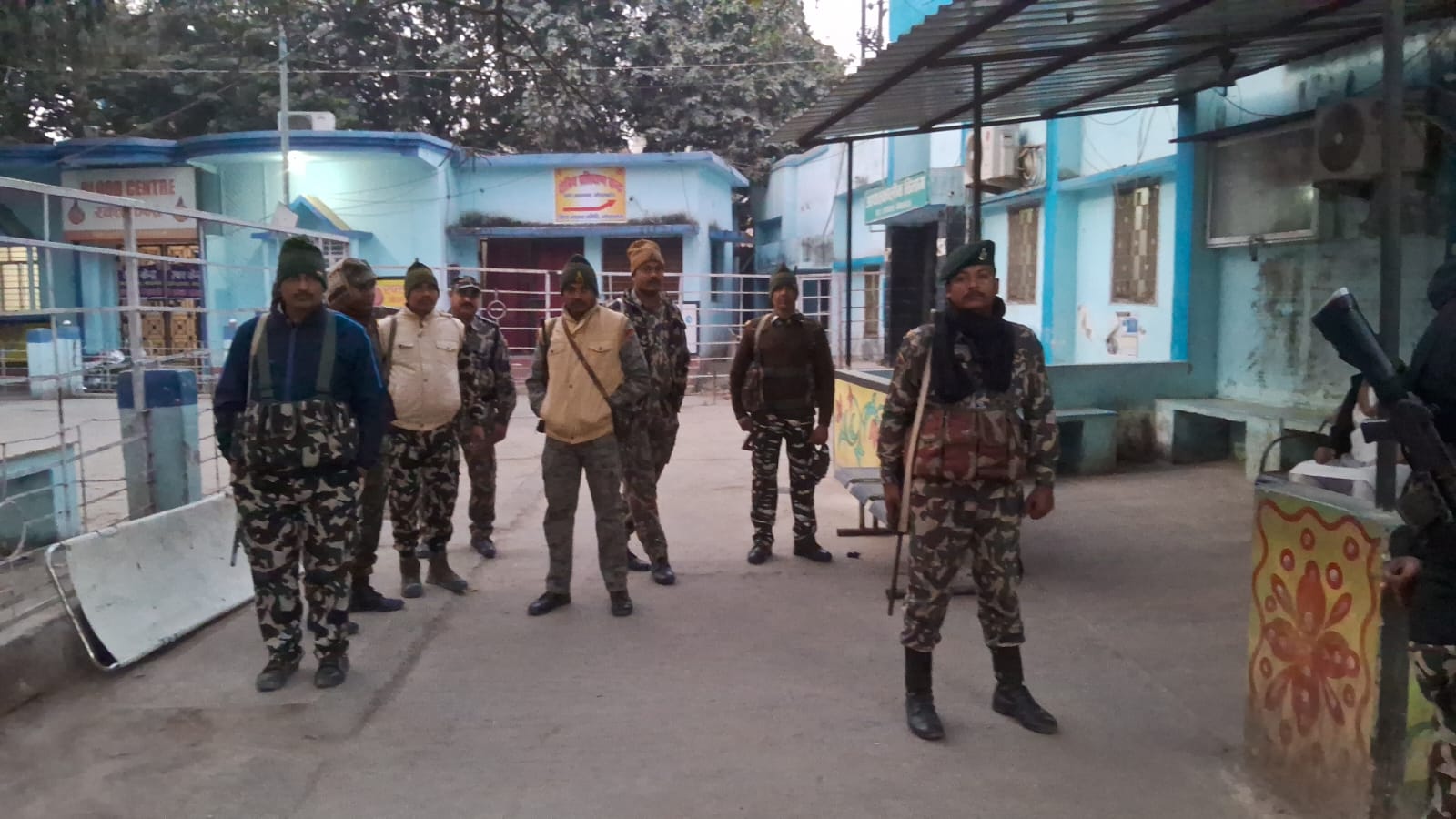 बिहार के गोपालगंज में कुख्यात मनीष यादव का एनकाउंटर, पुलिस पर गोली चलाई तो STF ने ढेर किया 1 WhatsApp Image 2025 02 08 at 7.51.08 AM