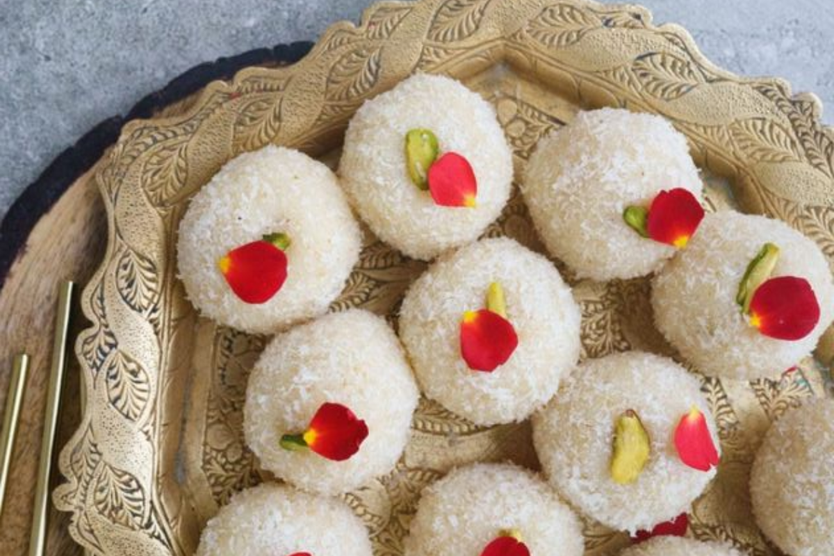 Coconut Motichur Laddoo Recipe 2