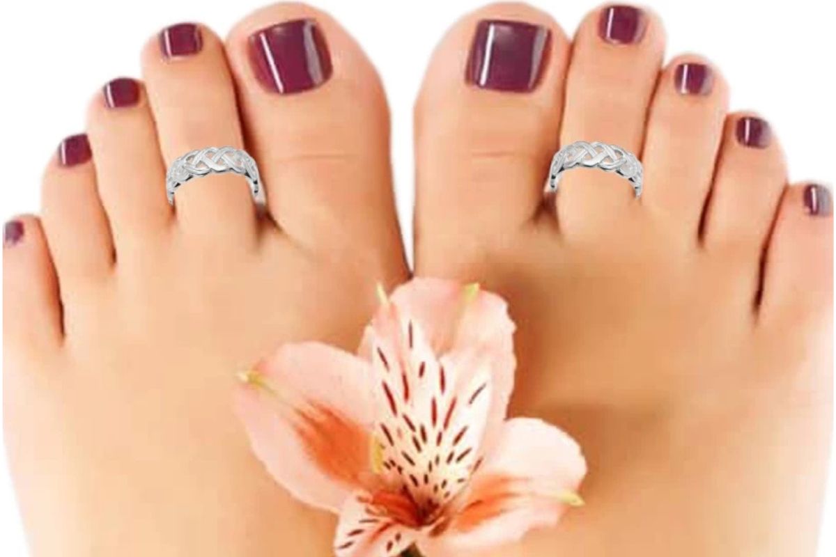 Women's Day Gifts: स्त्री दिवस पर मां को स्पेशल फील करायें, गिफ्ट करें स्टाइलिश बिछिया 2 Untitled design 36