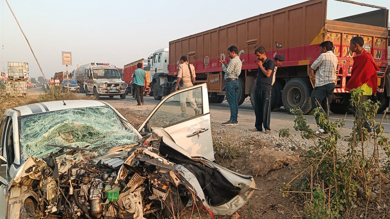 बिहार में रामनवमी के दिन मां का शव करता रहा इंतजार, भीषण सड़क हादसे में बेटे की भी हो गयी मौत 3 44769a8d 6ea1 4d01 ba65 1ae171314c16 1