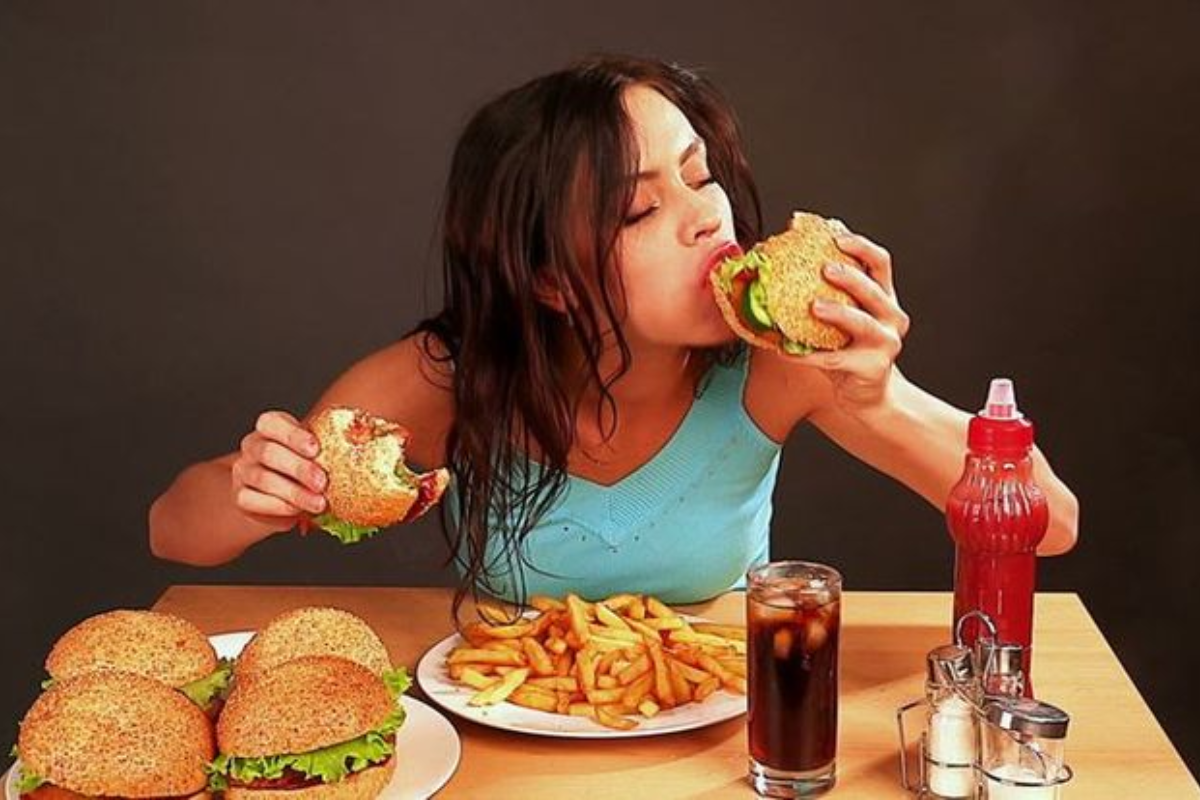 Chanakya Niti: भूख के समान कोई शत्रु नहीं - आचार्य चाणक्य ने किस भूख की बात की है 1 Does Eating Fast Increase Weight: क्या जल्दी-जल्दी खाने से तेजी से बढ़ता है वजन?