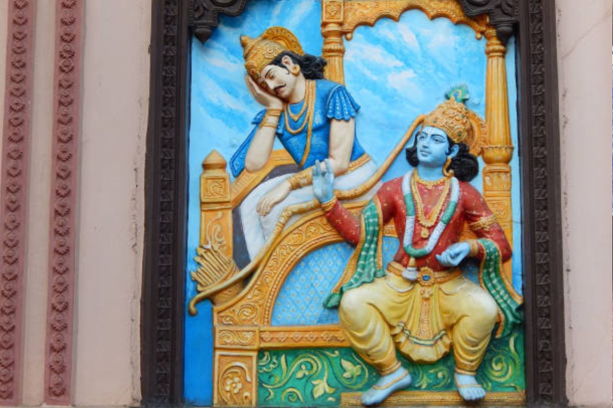 जब क्रोध पर न हो काबू, तो याद रखें गीता के ये सूत्र 2 Gita Updesh