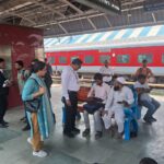 Rail News- दरभंगा रेलवे स्टेशन पर विशेष टिकट जांच अभियान, 205 यात्रियों से ₹1,27,545 का जुर्माना वसूला गया