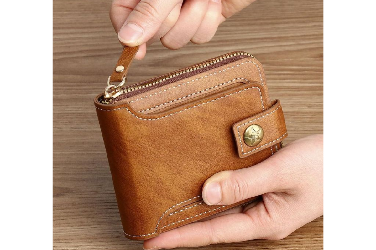 Men’s Wallet Designs: वॉलेट में भी चाहिए स्टाइल- तो ट्राय करें लेटेस्ट वॉलेट डिजाइन्स 4 Wallet 5