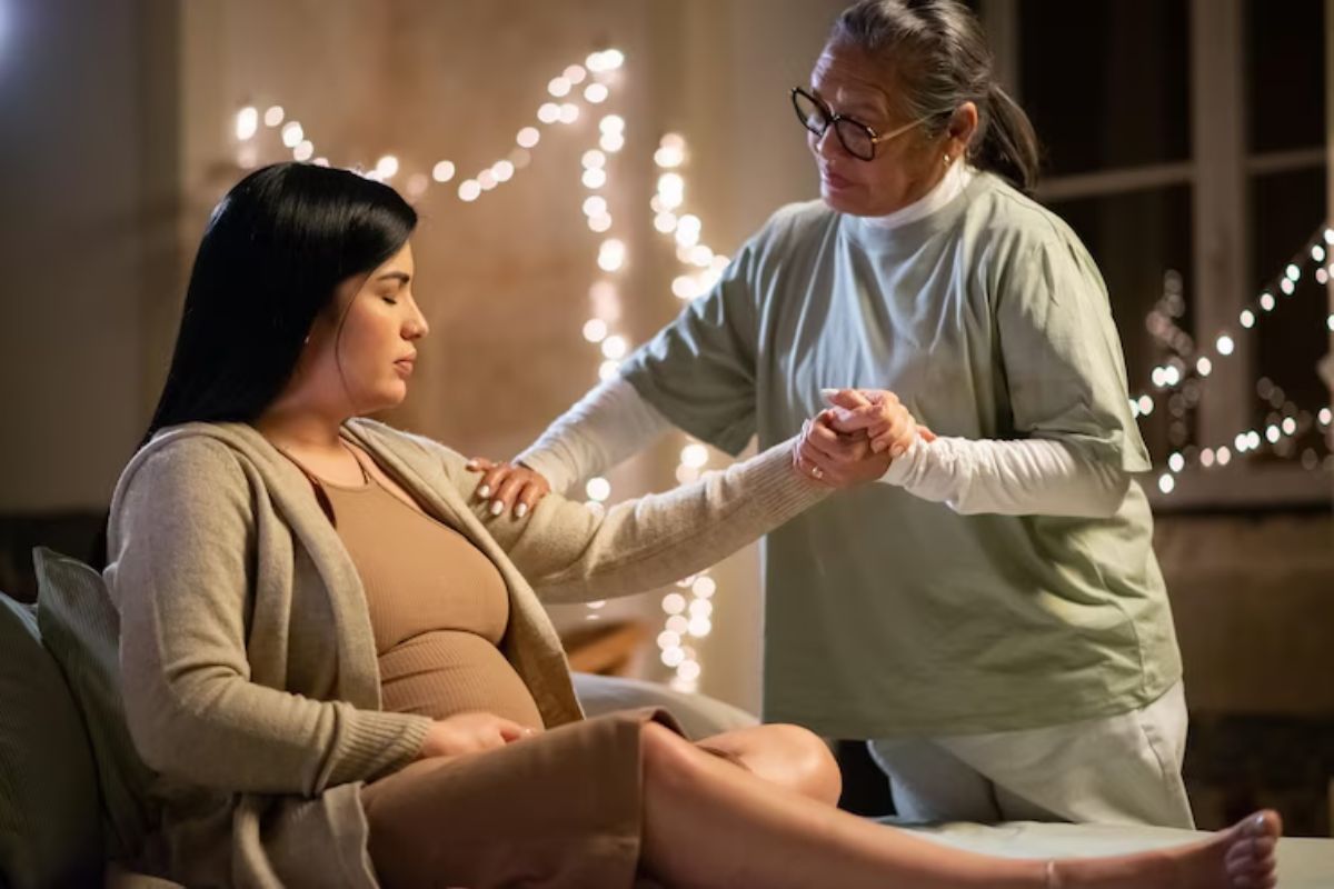 Woman gave birth AI help