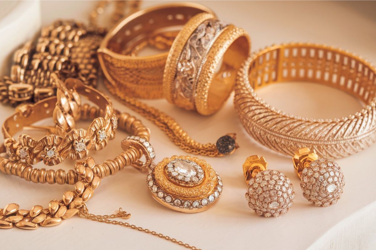 आधा हिंदुस्तान नहीं जानता किस देश में मिलता है सस्ता सोना? जान जाएगा तो पत्नी नहीं होगी नाराज 2 gold