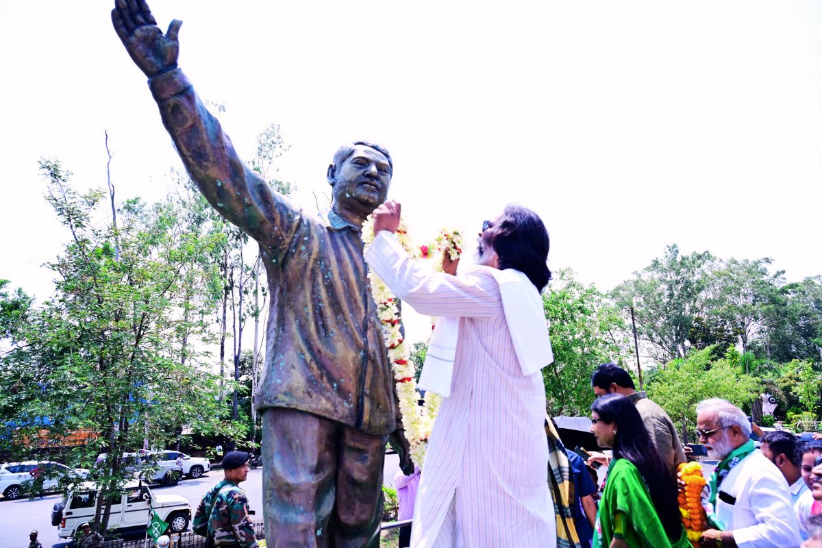Durga Soren Death Anniversary Hemant Soren JMM Namkom Ranchi News
