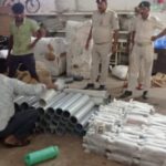 Rail News-पार्सल कमर्चारियों की सतर्कता से सीतामढ़ी स्टेशन पर जब्त की गई शराब की बड़ी खेप