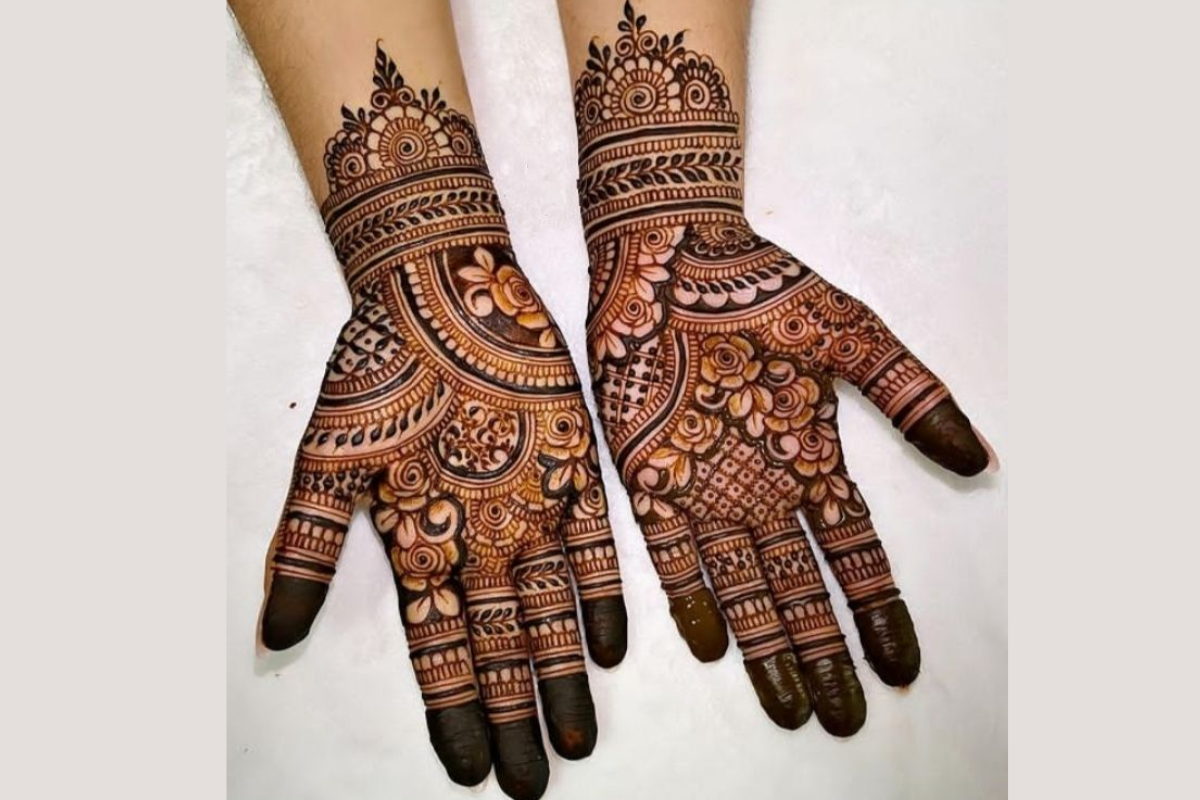 Engagement Mehndi Designs: सगाई के खास दिन पर लगाएं ये 5 खूबसूरत मेहंदी डिजाइंस हर कोई करेगा तारीफ 3 Mehndi Design 16