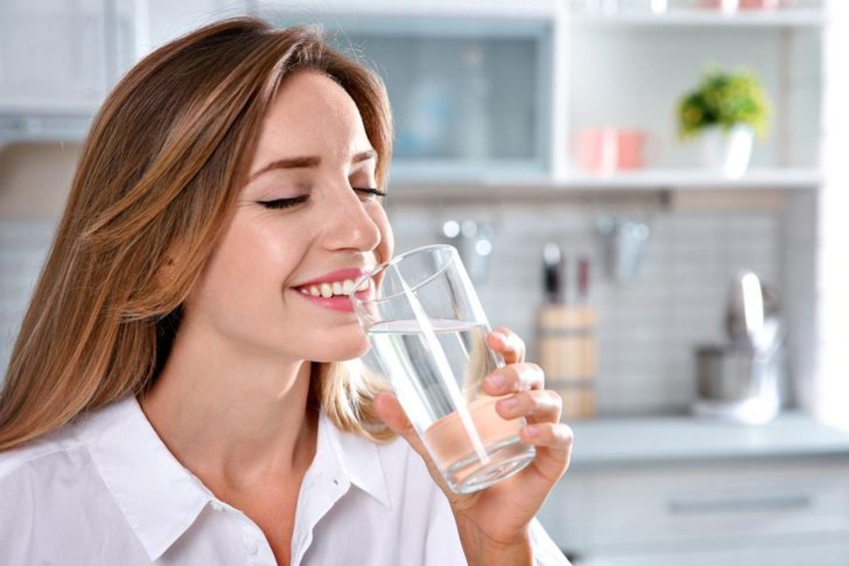Sadhguru Health Tips: सद्गुरु ने बताया ठंडा पानी पीने से हो सकते हैं ये गंभीर नुकसान 2 Water
