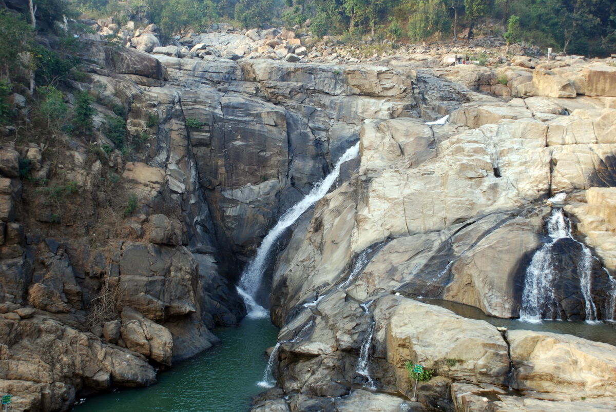 खूबसूरत झरनों और हसीन वादियों का आनंद लेना चाहते है तो आइये रांची, खूबसूरती ऐसी कि वापस जाने का नहीं करेगा दिल 14 image 39