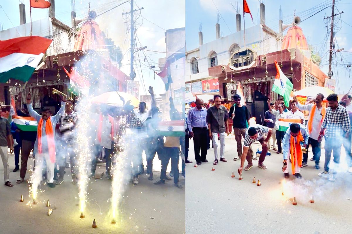 PHOTOS: हिंदुस्तान ने पाकिस्तान से लिया पहलगाम हमले का बदला, रांची में जमकर हुई आतिशबाजी 1 operation sindoor celebration in jharkhand