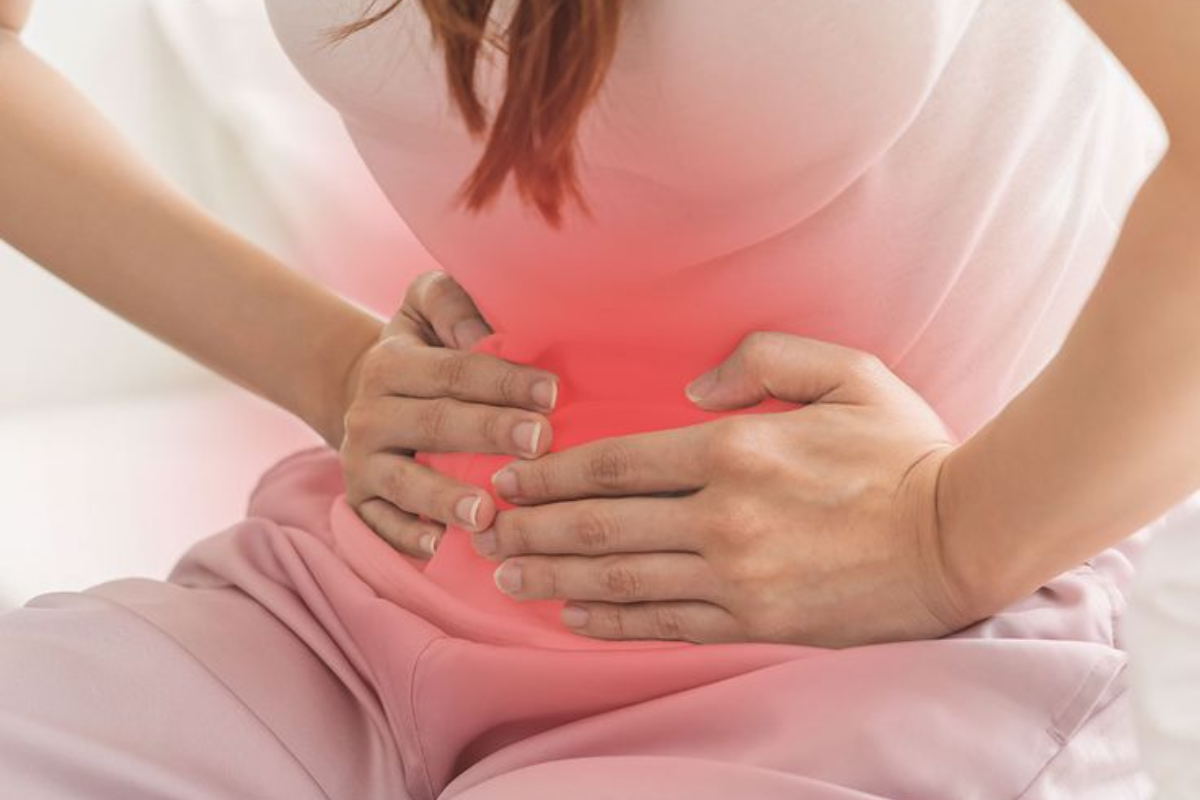 How to Reduce Bloating: क्या पीरियड्स से पहले ब्लोटिंग सामान्य है? जानें कारण, लक्षण और आसान उपाय 2 How to Reduce PMS Bloating