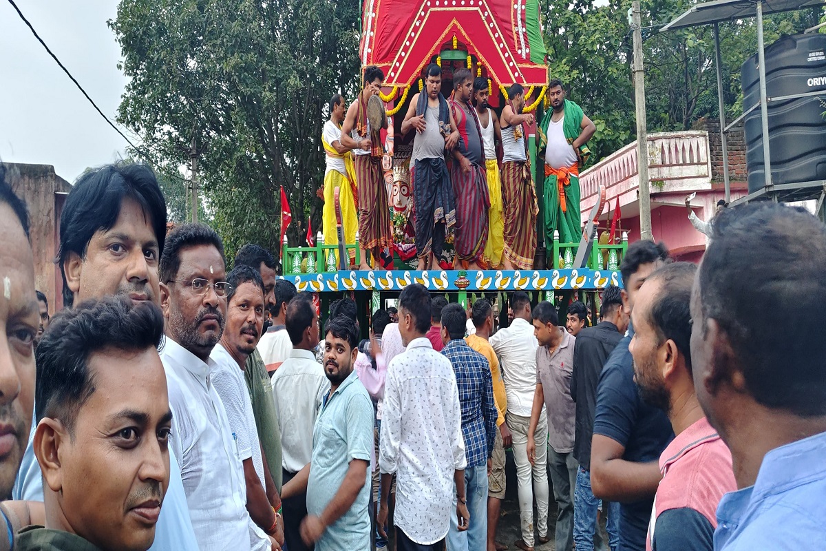 Devotees Crowd gathered in Rath Yatra