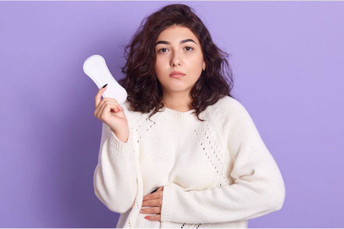 How to Reduce Bloating: क्या पीरियड्स से पहले ब्लोटिंग सामान्य है? जानें कारण, लक्षण और आसान उपाय 1 Common Symptoms of Bloating: ब्लोटिंग के लक्षण