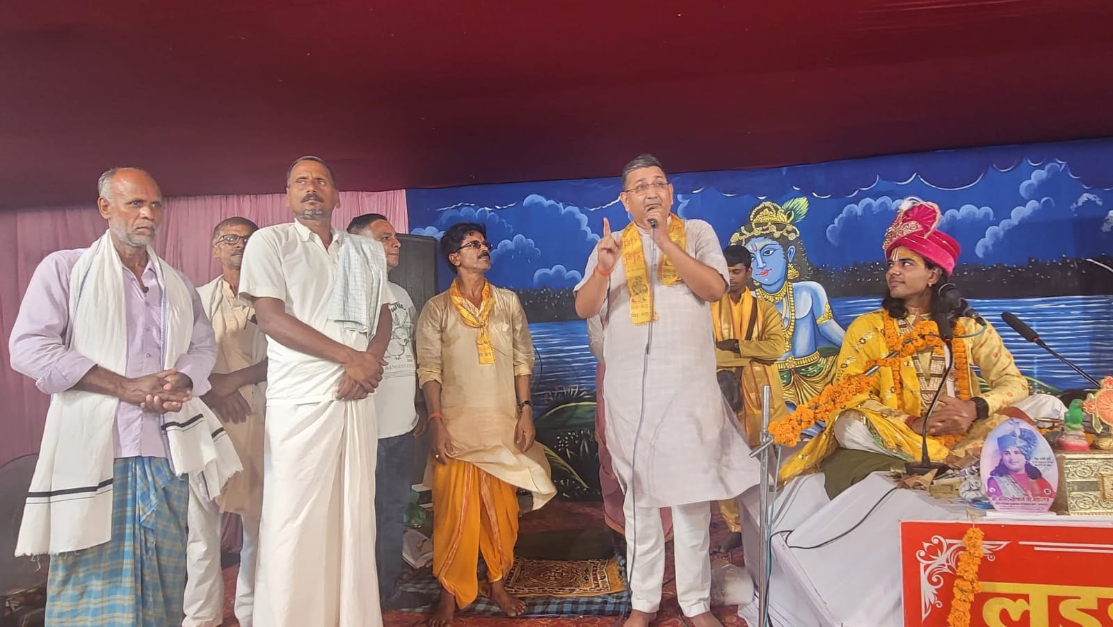 लगमा स्थित काली मंदिर में हुई मूर्ति की प्राण प्रतिष्ठा व भागवत कथा का शुभारंभ