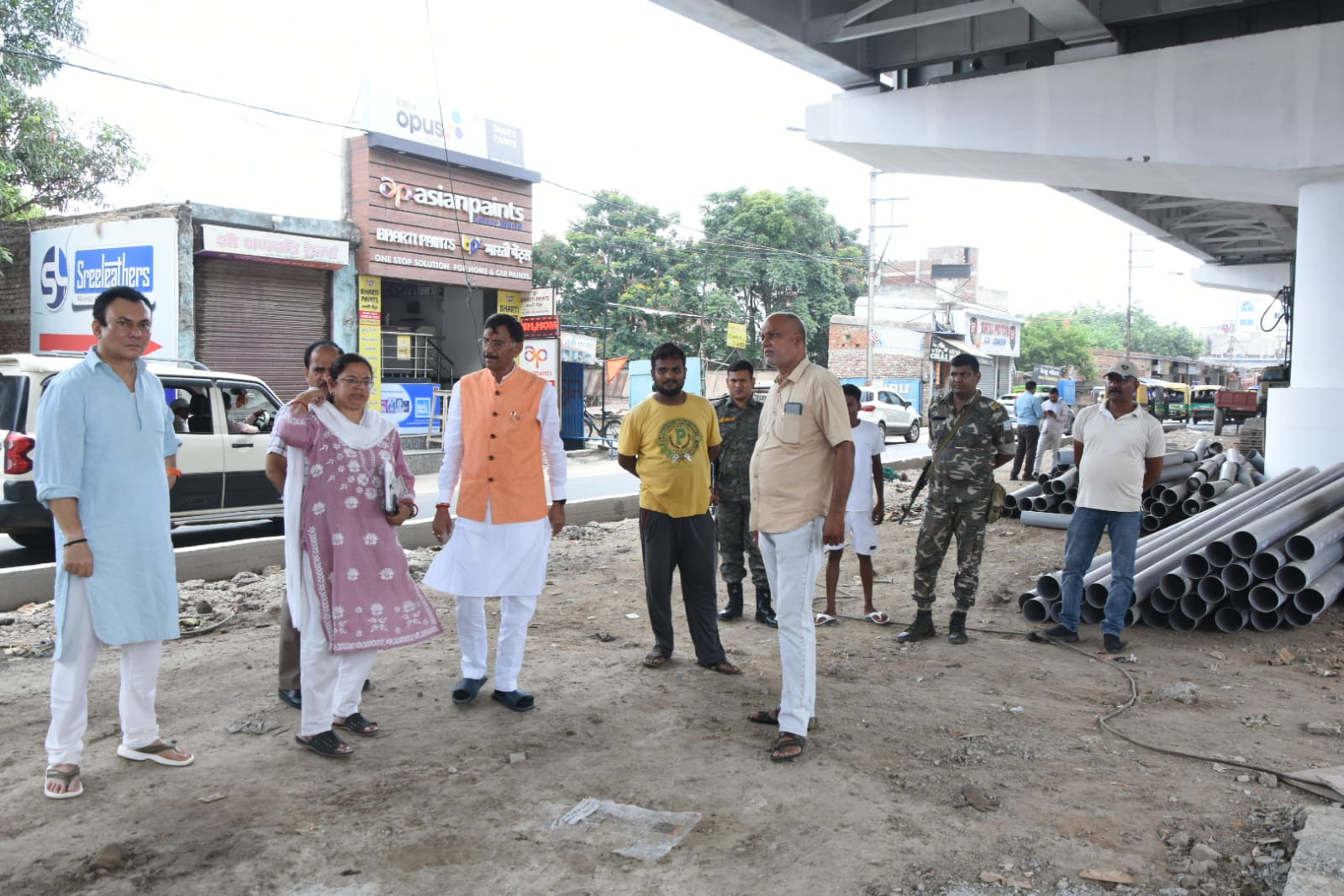 रातू रोड एलिवेटेड कॉरिडोर के नीचे स्पोर्ट्सेंगे शिशु, बनेगा बैडमिंटन कोर्ट, संजय सेठ ने दिए निर्देश 1 image 142