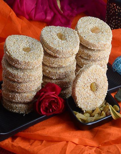 Bihar Famous Sweets: बिहार के इस जिले से विदेशों तक होती है मिठाई की सप्लाई, हर सीजन के लिए लाजवाब टेस्ट, आप भी कहेंगे- वाह ! 3 image 229