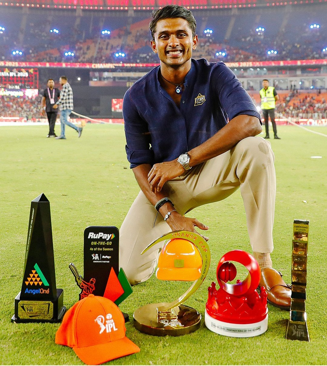 साई सुदर्शन ने झटके चार, वैभव सूर्यवंशी से लेकर सूर्यकुमार और CSK तक IPL 2025 में अवार्ड विनर्स की पूरी लिस्ट 8 image 37