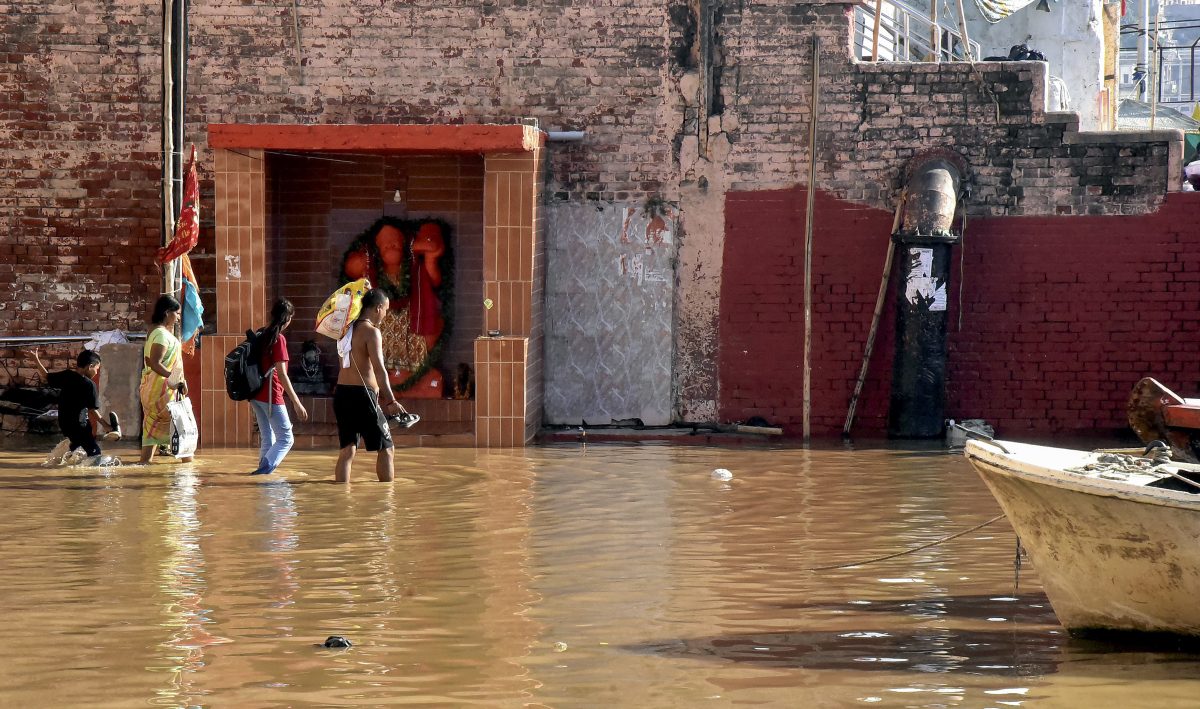 Heavy Rain Warning: अगले 48 घंटे भयंकर बारिश का अलर्ट, गरज-चमक के साथ पड़ेंगे छींटे, IMD की चेतावनी 1 08071 pti07 08 2025 000068b