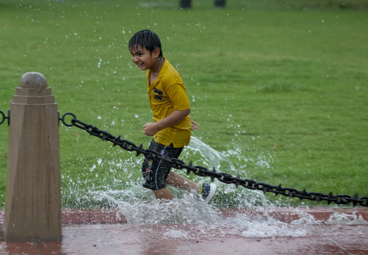 Delhi Heavy Rain Alert: दिल्ली में आंधी-तूफान के साथ बारिश, IMD ने जारी किया येलो अलर्ट 5 29061 pti06 29 2025 000160a 1