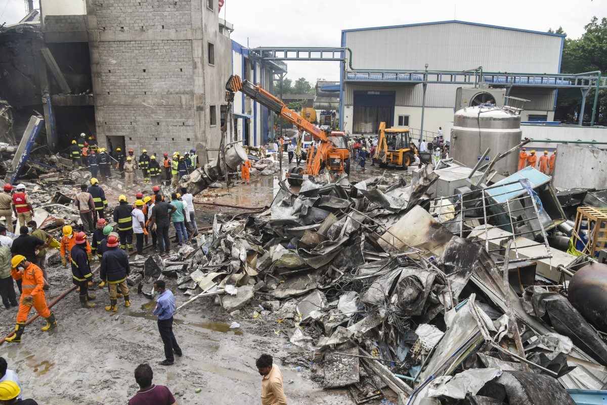 Telangana Factory Blast : किसी का पति तो किसी का बेटा लापता, यह वीडियो देखकर दहल जाएगा अपका भी दिल 1 30061 pti06 30 2025 000151a