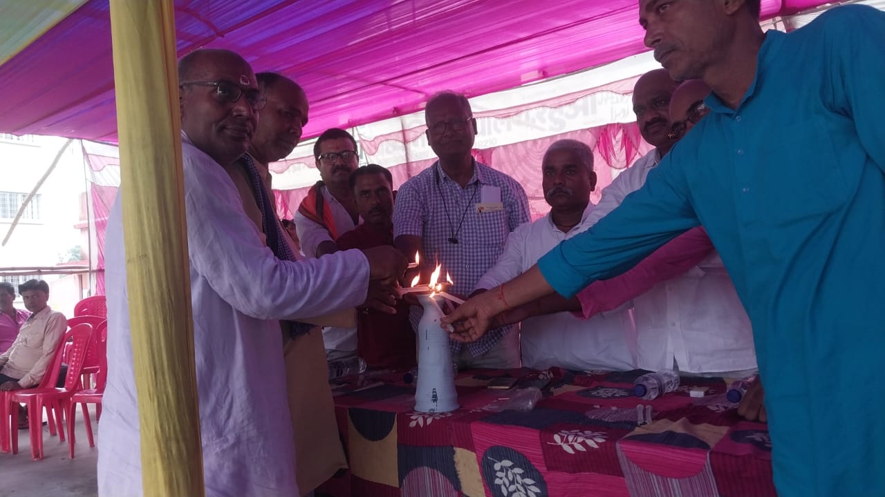उद्घाटन करते विधायक