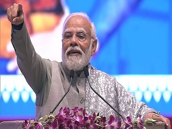 प्रधानमंत्री नरेन्द्र मोदी द्वारा ₹7,204 करोड़ की विकास परियोजनाओं का उद्घाटन, शिलान्यास एवं 4 अमृत भारत ट्रेनों का हरी झंडी दिखाकर रवाना करेंगे 