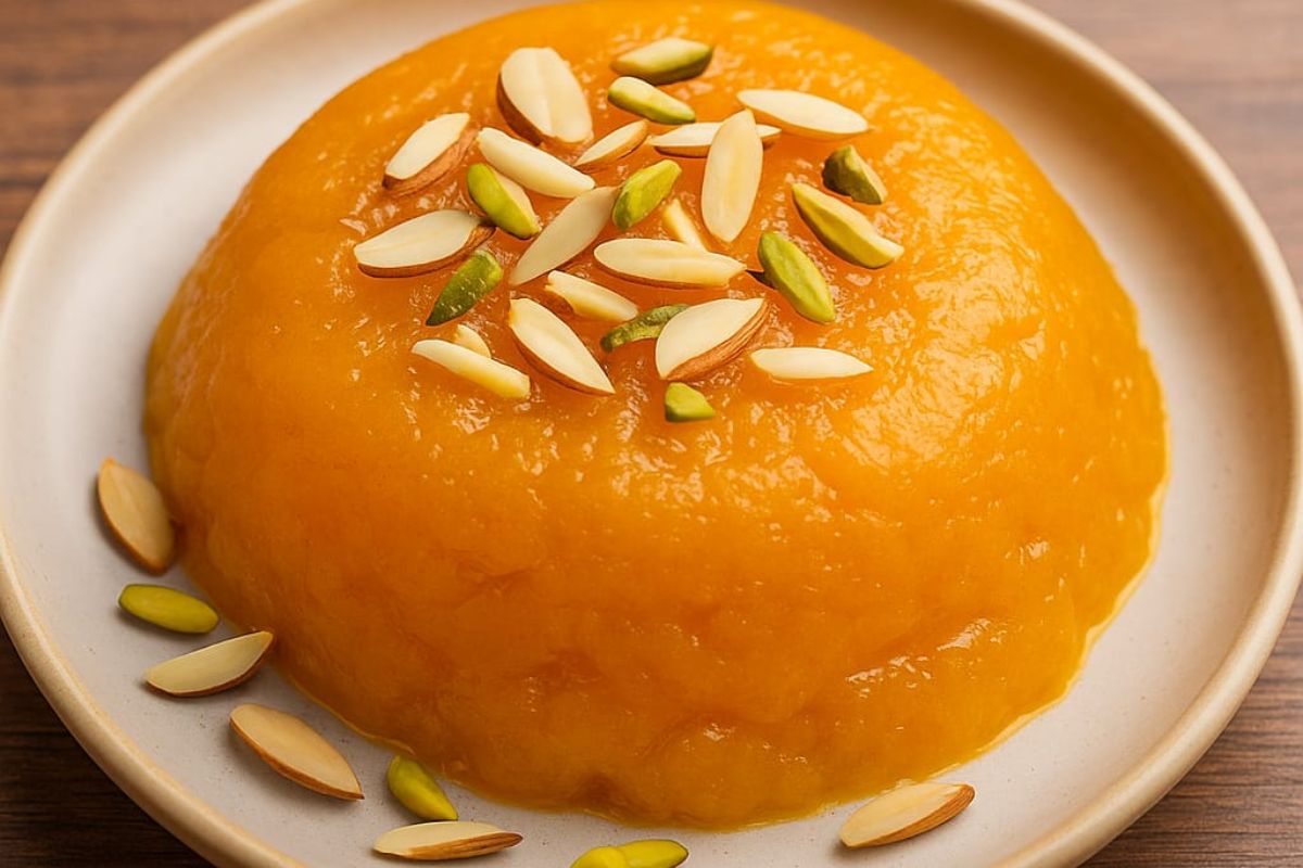 Mango Recipe Ideas: आम का सीजन खत्म होने से पहले, तैयार करें ये फ्लेवरफुल रेसिपीज 4 mango halwa