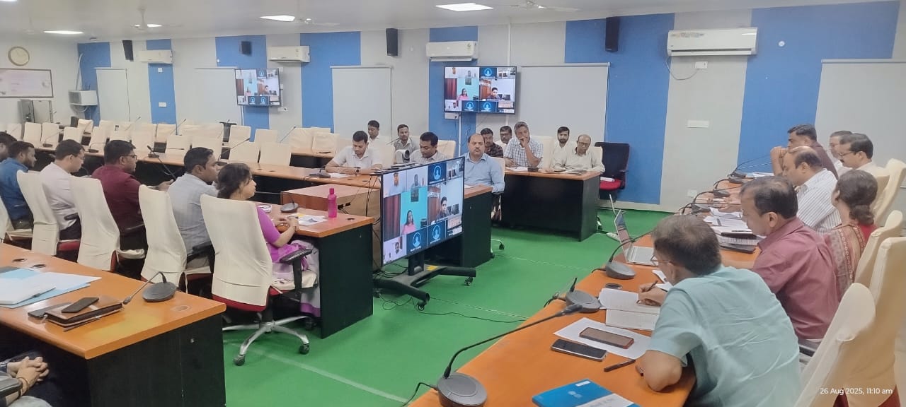 आगामी बिहार विधान सभा निर्वाचन 2025 की तैयारी को लेकर जिलाधिकारी ने किया कोषांग व नोडल पदाधिकारीयों के साथ बैठक लिए कई निर्देश