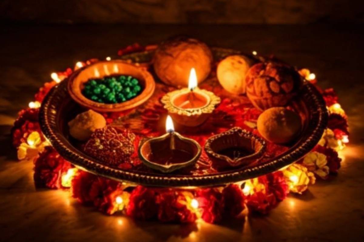 Bhai Dooj Pooja Thali: भाई दूज की थाली में क्या रखना चाहिए? कैसे करें भाई दूज की थाली तैयार?