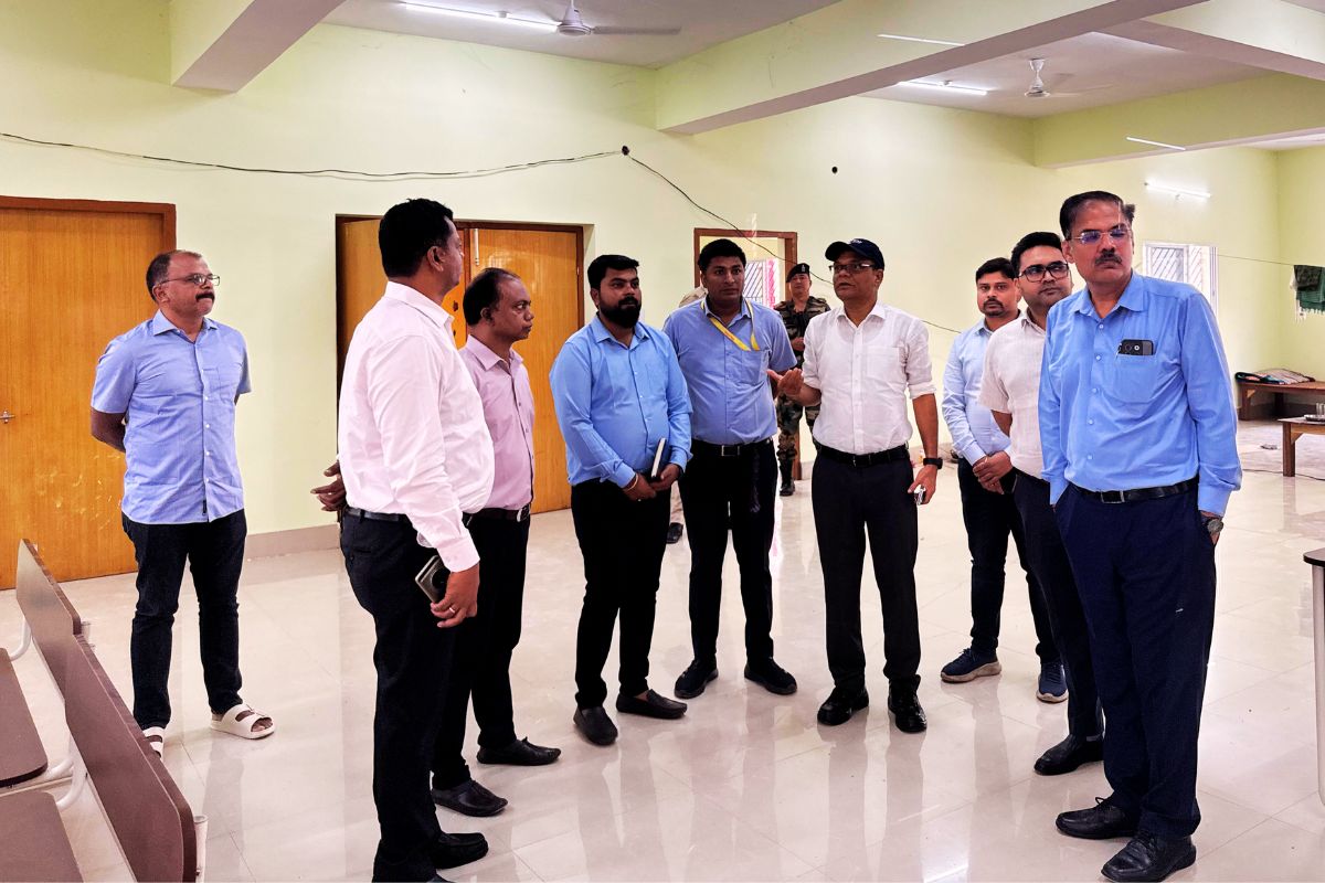 झारखंड के आदिवासी विद्यार्थियों के लिए खुशसमाचारी, फ्री में कर सकेंगे मेडिकल और इंजीनियरिंग की तैयारी 7 Good News for Tribal Students of Jharkhand Chamra Linda