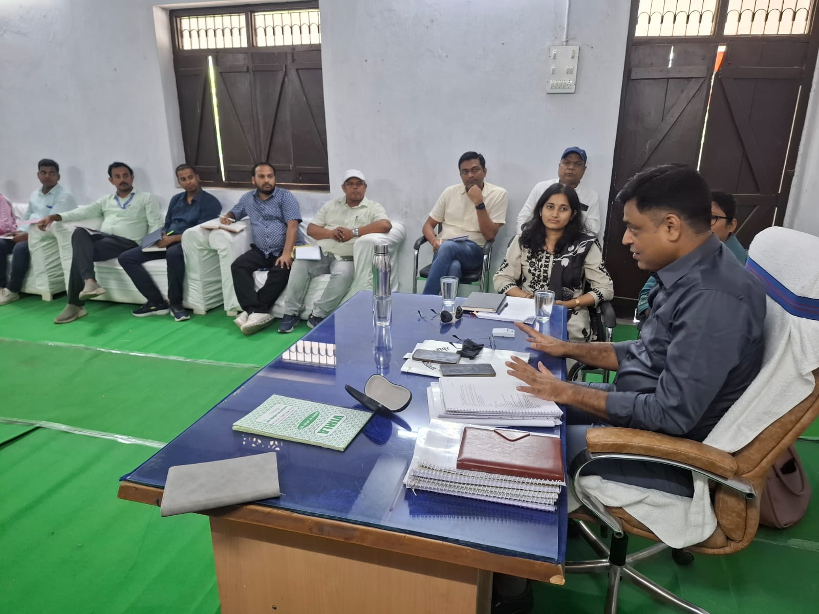 एडीएम आपदा राजेश कुमार सिंह ने बैलेट व पोस्टल कोषांगों की समीक्षा की, डाक मतपत्र प्रक्रिया को लेकर दिए स्पष्ट निर्देश