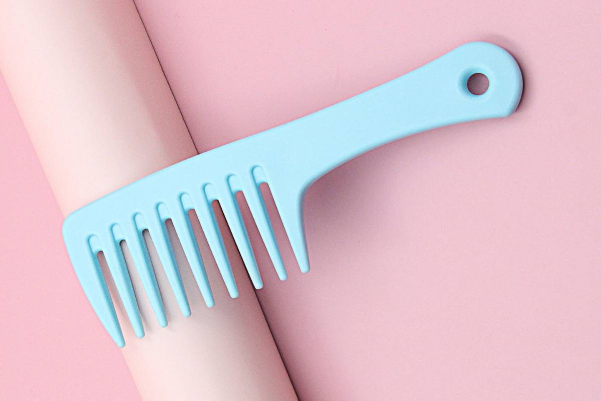 Plastic Comb Side Effects