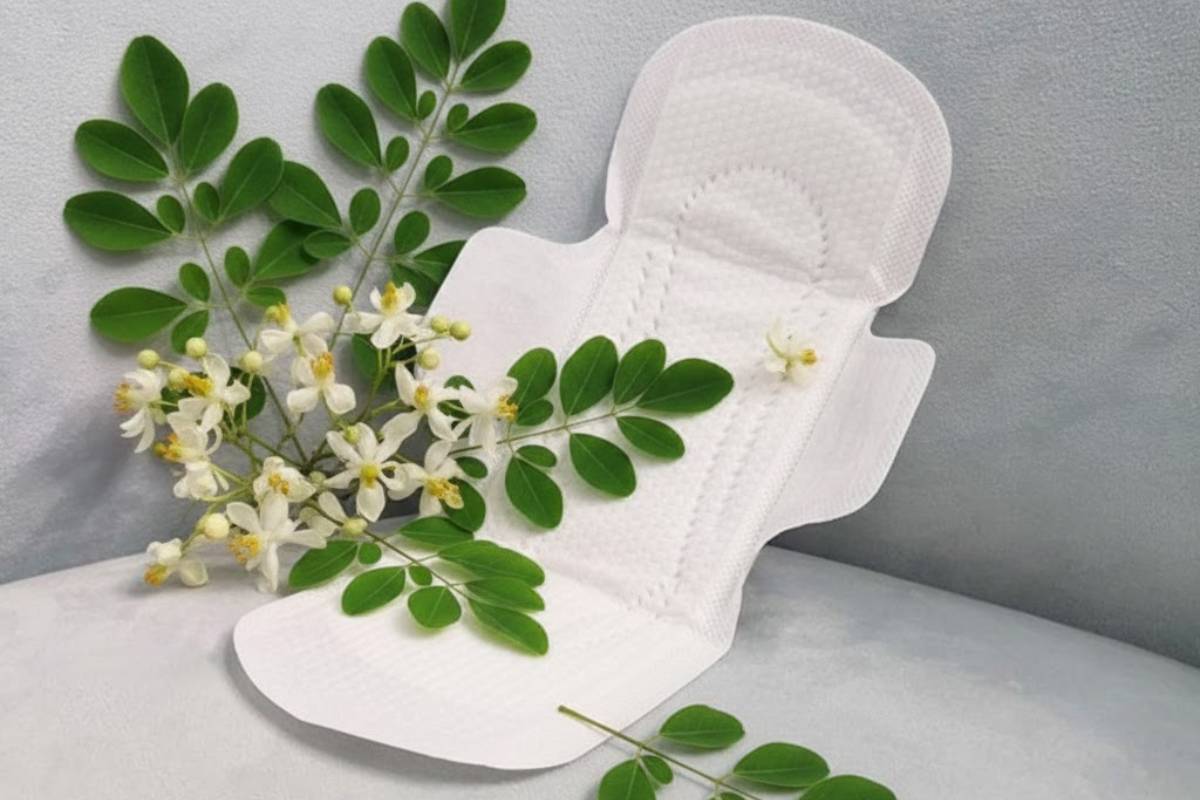 पीरियड्स में इन्फेक्शन से बचने का नया उपाय: Moringa Sanitary Pads को एक्सपर्ट्स ने बताया गेमचेंजर 6 Moringa Sanitary Pads min