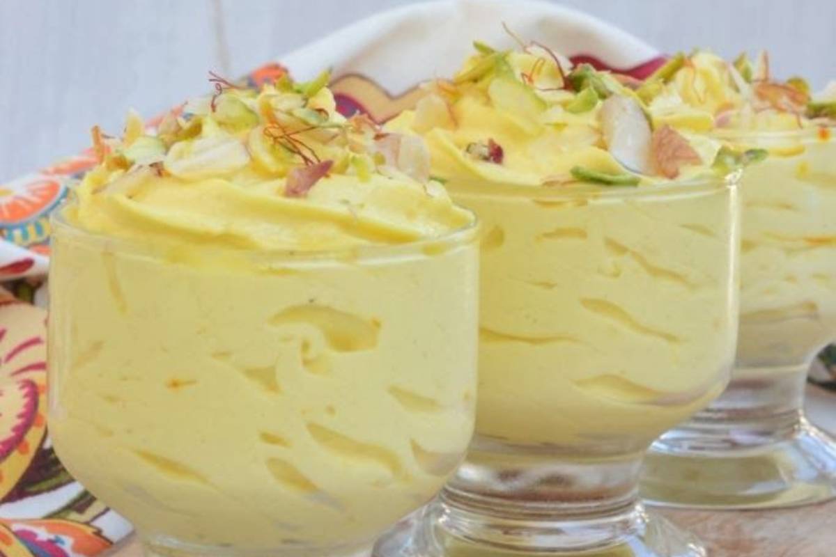 Gujarati Kesar Shrikhand Recipe