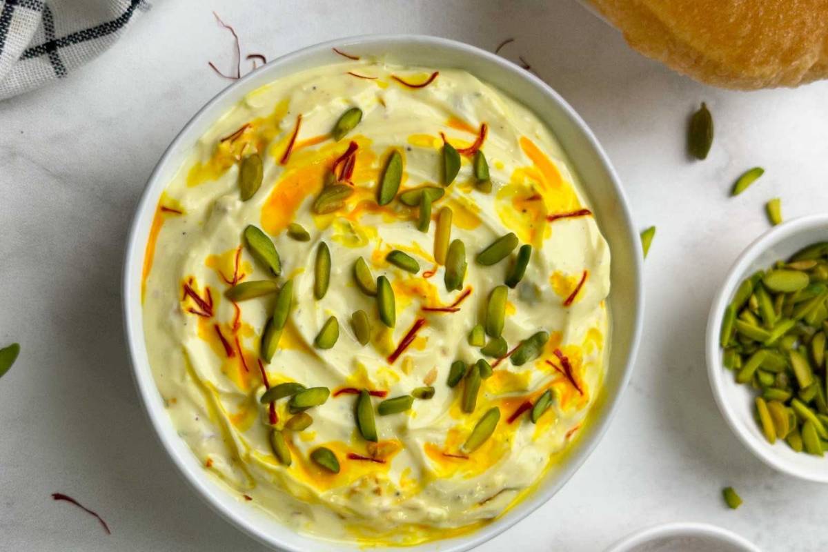 होली पर बनाएं गुजरात का फेमस केसर श्रीखंड, शेफ आनल कोटक ने बताई रेसिपी