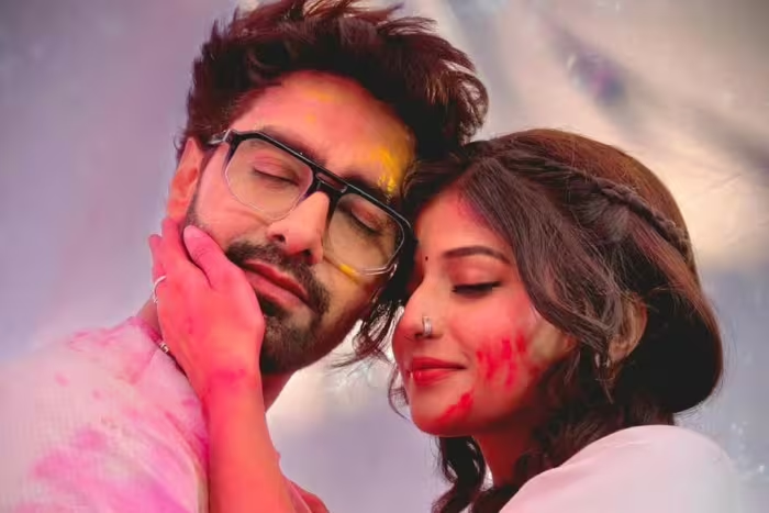 होली स्पेशल एपिसोड में पास आएंगे अरमान-अभिरा, रोमांटिक तस्वीरों में बेहद करीब दिखे दोनों