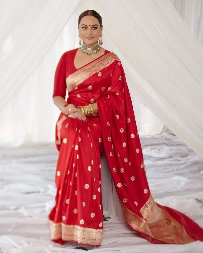 Mothers Day Special: डिजाइनर आउटफिट नहीं, मां और सास की निशानी में सजीं ये बॉलीवुड ब्राइड्स