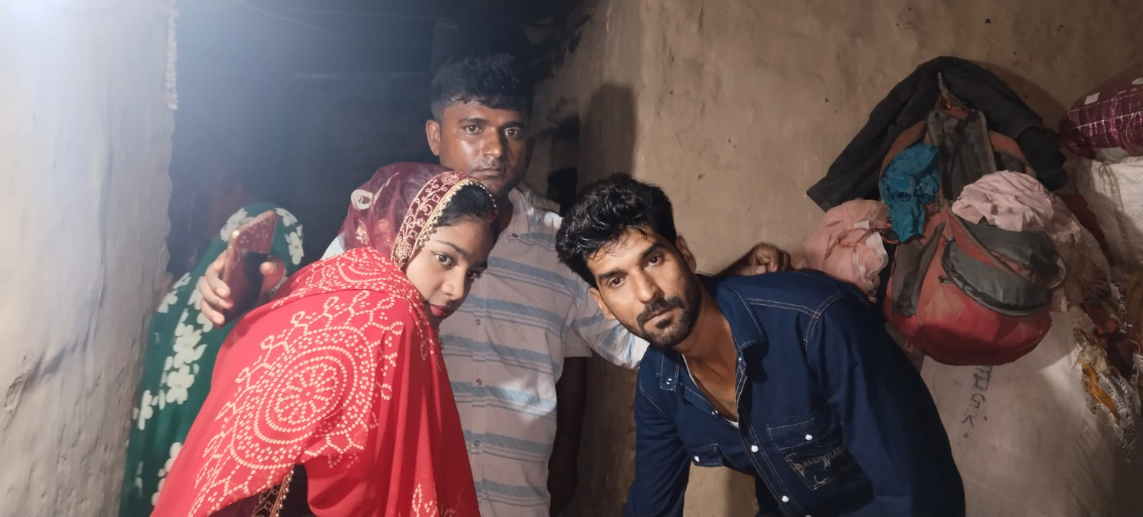 गया जी: रातभर चली शादी की रस्में, विदाई से पहले नकदी-जेवर ले फरार हुई दुल्हन, जानें फिर क्या हुआ?