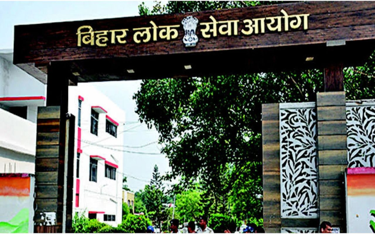 बड़ा भाई अरवल में CO, अब छोटा भाई भी बना अफसर! नालंदा के आनंद प्रसाद ने बीपीएससी में लहराया परचम