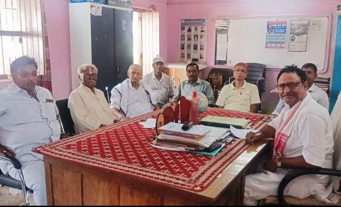 विद्यालय प्रबंध समिति की बैठक में हुई कई मुद्दों पर चर्चा  