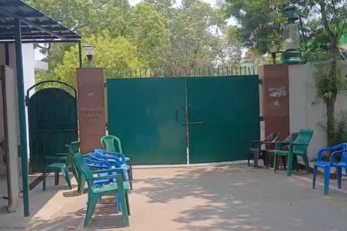 20 साल बाद बदला लालू परिवार का पता, राबड़ी देवी ने खाली किया 10 सर्कुलर रोड वाला सरकारी बंगला