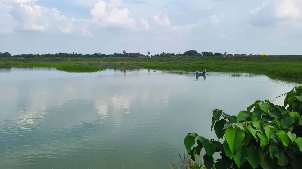 बागमती के जलस्तर में लगातार बढ़ोतरी, खेत-खलिहानों में फैला पानी