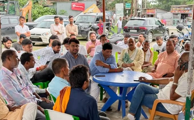 उपमुख्यमंत्री के आप्त सचिव ने किया क्षेत्र भ्रमण 