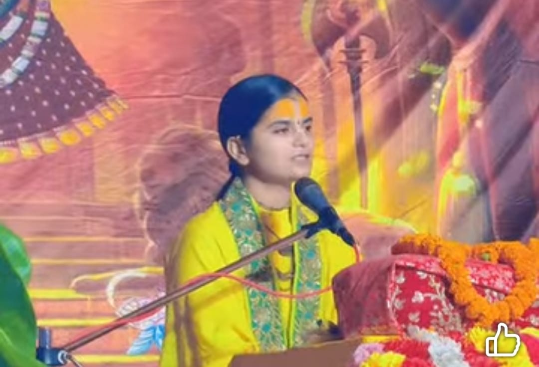 बरूणा पुल चौक पर भागवत कथा का शुभारंभ, कृष्ण जन्म प्रसंग सुन भावविभोर हुए श्रद्धालु