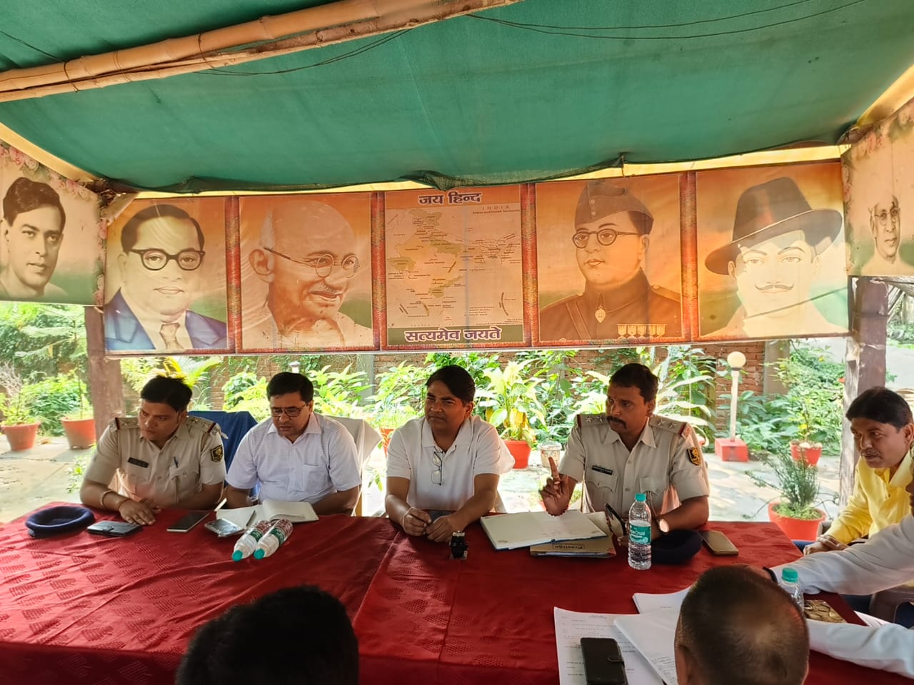 दुर्गा पूजा को लेकर शांति समिति की बैठक, पंडालों में सीसीटीवी लगाना अनिवार्य